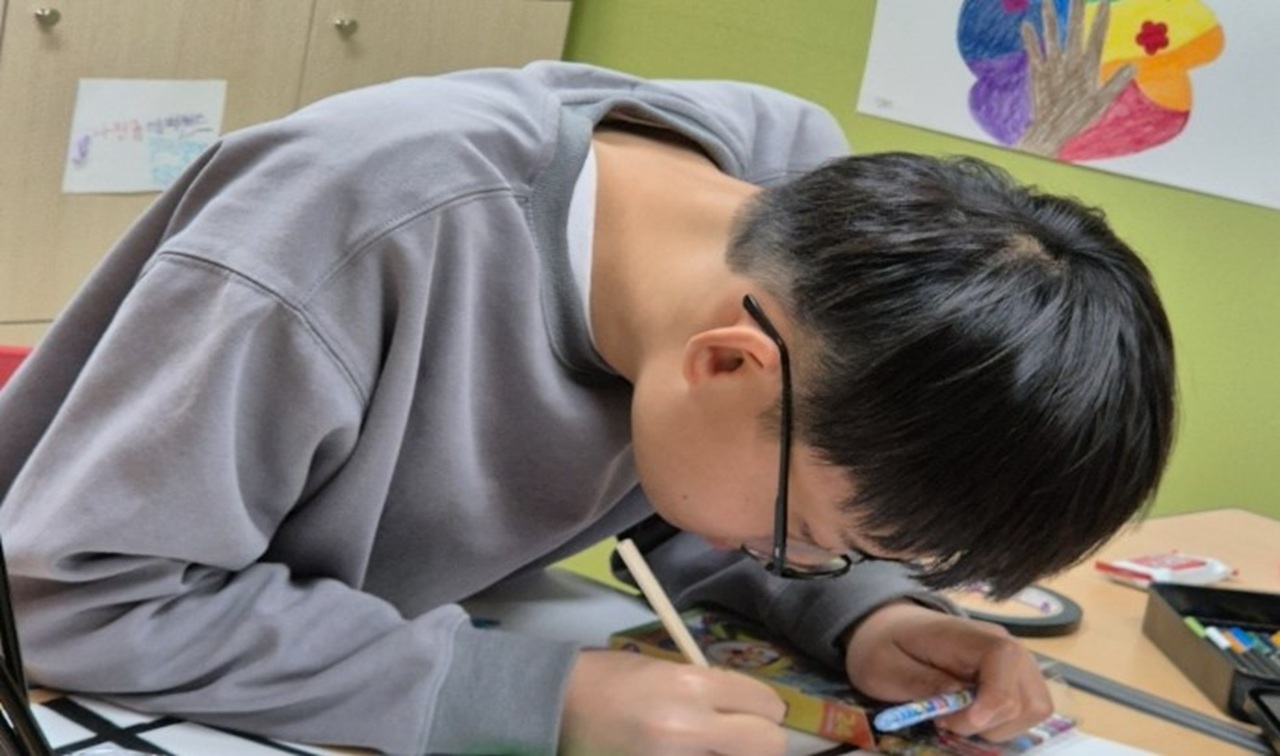 [주식회사 꿈앤컴퍼니] 발달장애 청년, 환경지킴 아티스트의 꿈을 그립니다.